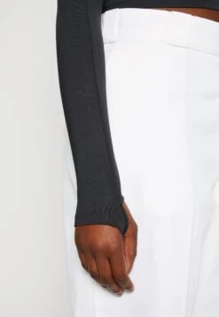 Even&Odd Camiseta De Manga Larga - Black -ASOS TIENDA 04280ea2ab6b46f2a9a1222253535c94