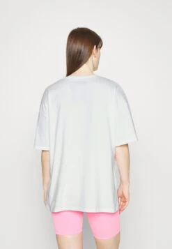 Oversized - Camiseta Estampada - White -ASOS TIENDA 0afe073b2d084bd29e0f076ad780c701