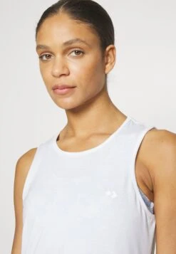 Top - Off-White -ASOS TIENDA 122122bd46974cd188e7d5f8f4c60fad