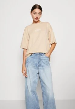 Even&Odd Camiseta Estampada - Beige -ASOS TIENDA 13257feb5e63471e8a4f6042aeb14191