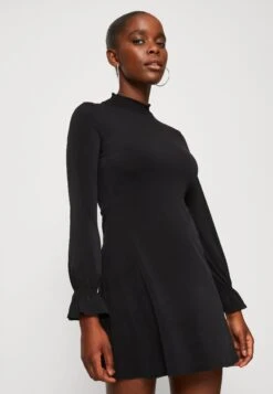 Even&Odd Rushed Neckline Flowy Long Sleeves - Vestido Ligero - Black -ASOS TIENDA 14dbde1d4c18466db407630134cf2ce4