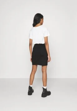 Even&Odd Asymetric Overlap Wrap Mini High Waisted Skirt - Falda De Tubo - Black -ASOS TIENDA 17980c02c30940dbb5eef43ab569ab76
