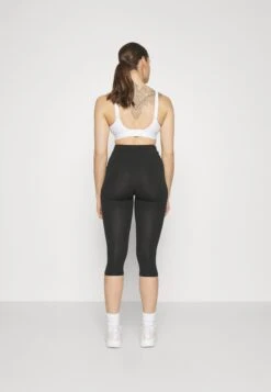 Pantalón 3/4 De Deporte - Black -ASOS TIENDA 27569dc0c9aa40daab500bd0eef0445a