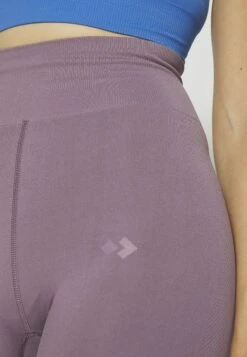 Medias - Dark Purple -ASOS TIENDA 29ca5d840a384ad2bceec92f79876f9e