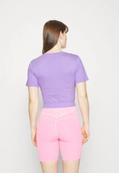 Camiseta Básica - Lilac -ASOS TIENDA 3b9ad2f83c6e43babafcdebc4ebdd29f