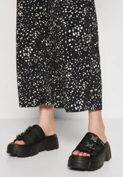 Even&Odd Mono - Black/White -ASOS TIENDA 4cc010655eb541c2a3f6be04998389fe