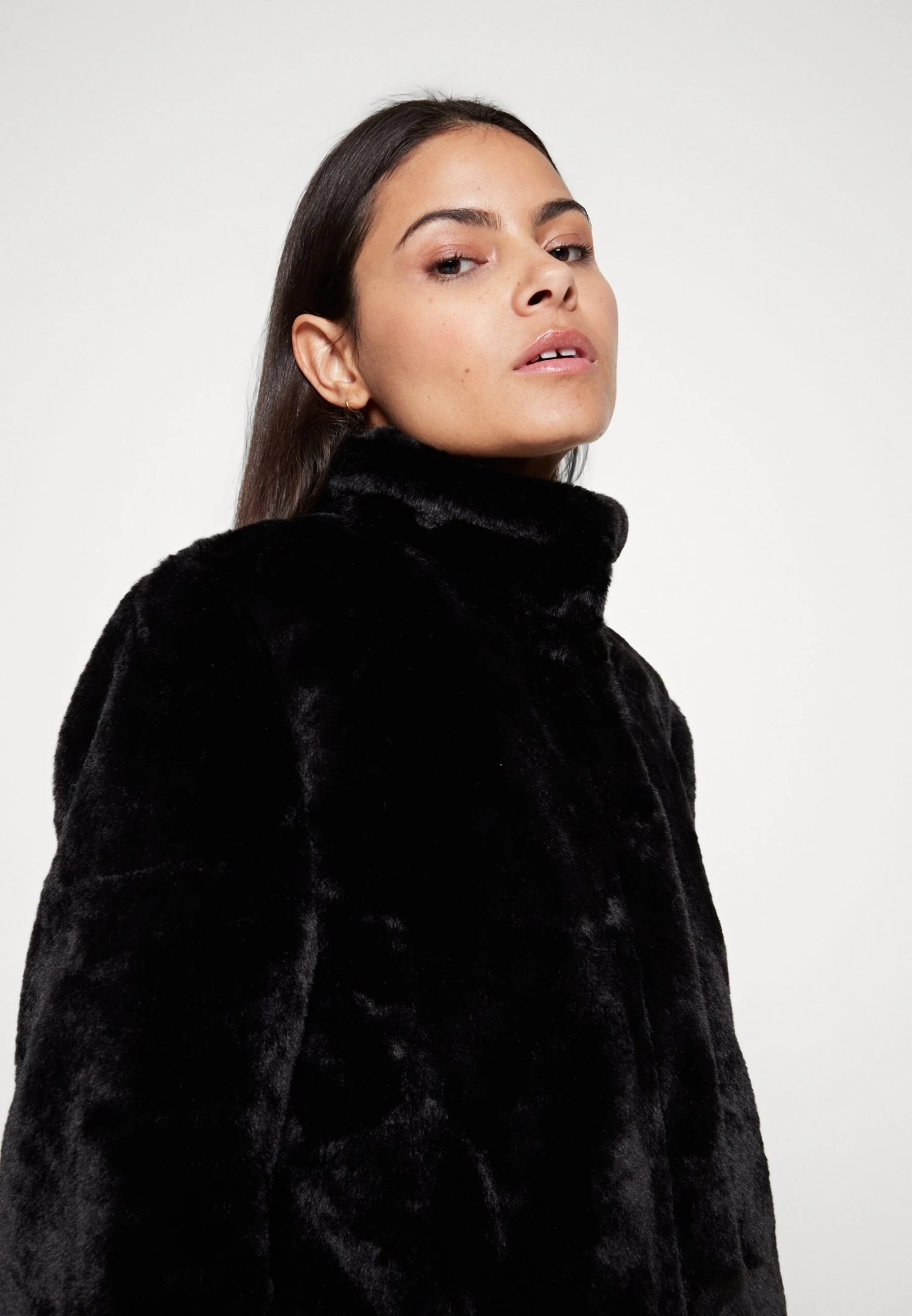 Even&Odd Abrigo De Invierno - Black 4 Even&Odd Abrigo De Invierno - Black - Imagen 4