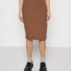 Pencil Skirt With Slit - Falda De Tubo - Brown