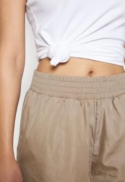 Pantalones Cargo -Beige -ASOS TIENDA 7063bbfe014e47d2b8bd0eceeadbab0f