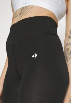 Pantalón 3/4 De Deporte - Black -ASOS TIENDA 795eb34d88eb4bd78d30f4637f56024d