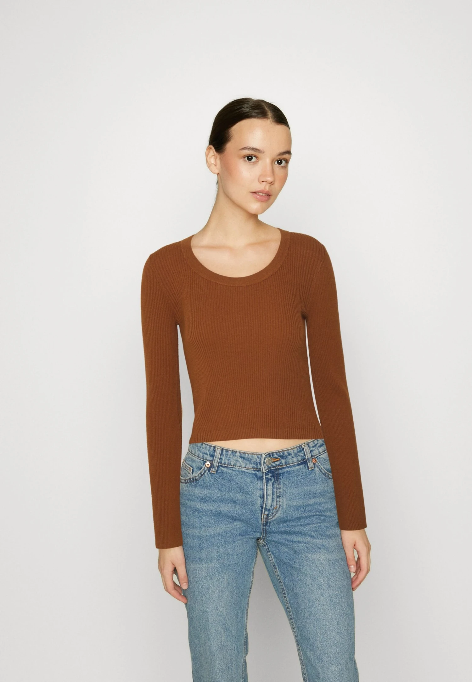 Even&Odd Flared Sleeve - Jersey De Punto - Brown 1 Even&Odd Flared Sleeve - Jersey De Punto - Brown