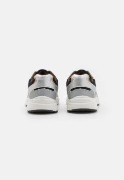 Even&Odd Zapatillas - Brown -ASOS TIENDA 906957801f194fdab48529a96999945d