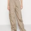 Pantalones Cargo -Beige