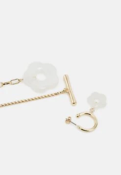 Even&Odd Set - Collar -Gold Coloured -ASOS TIENDA a6b82c0dea574623a6891ee50cdcdfeb