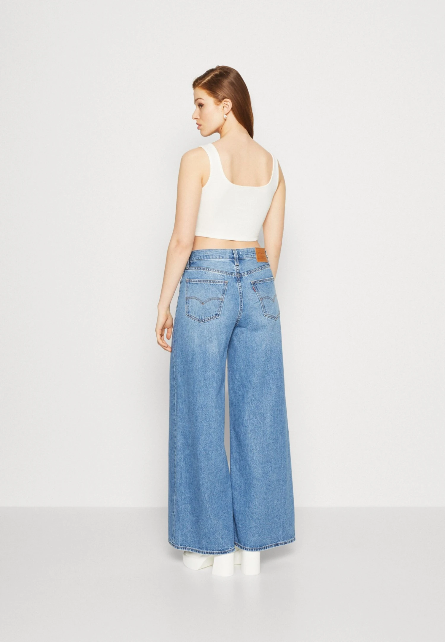 Even&Odd Top - Off White/Dark Brown 3 Even&Odd Top - Off White/Dark Brown - Imagen 3