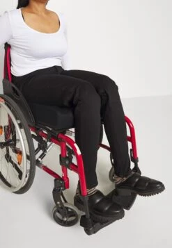 Even&Odd Vaqueros Pitillo - Black Denim 12 Even&Odd Vaqueros Pitillo - Black Denim -ASOS TIENDA acba86d850024bce9efd0f34850d81ed