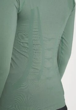 Camiseta De Manga Larga - Dark Green -ASOS TIENDA af7ca796af67476d8aa1e85b3d86bf38