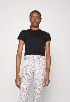 Camiseta Básica - Black