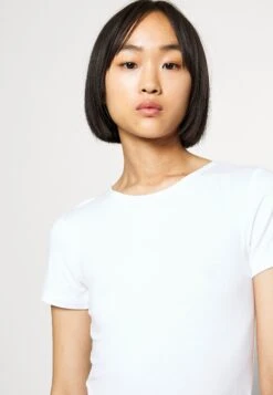 2 Pack - Camiseta Básica - Black/White 11 2 Pack - Camiseta Básica - Black/White -ASOS TIENDA b717e0c00fde476397c6e921aa56fbcc