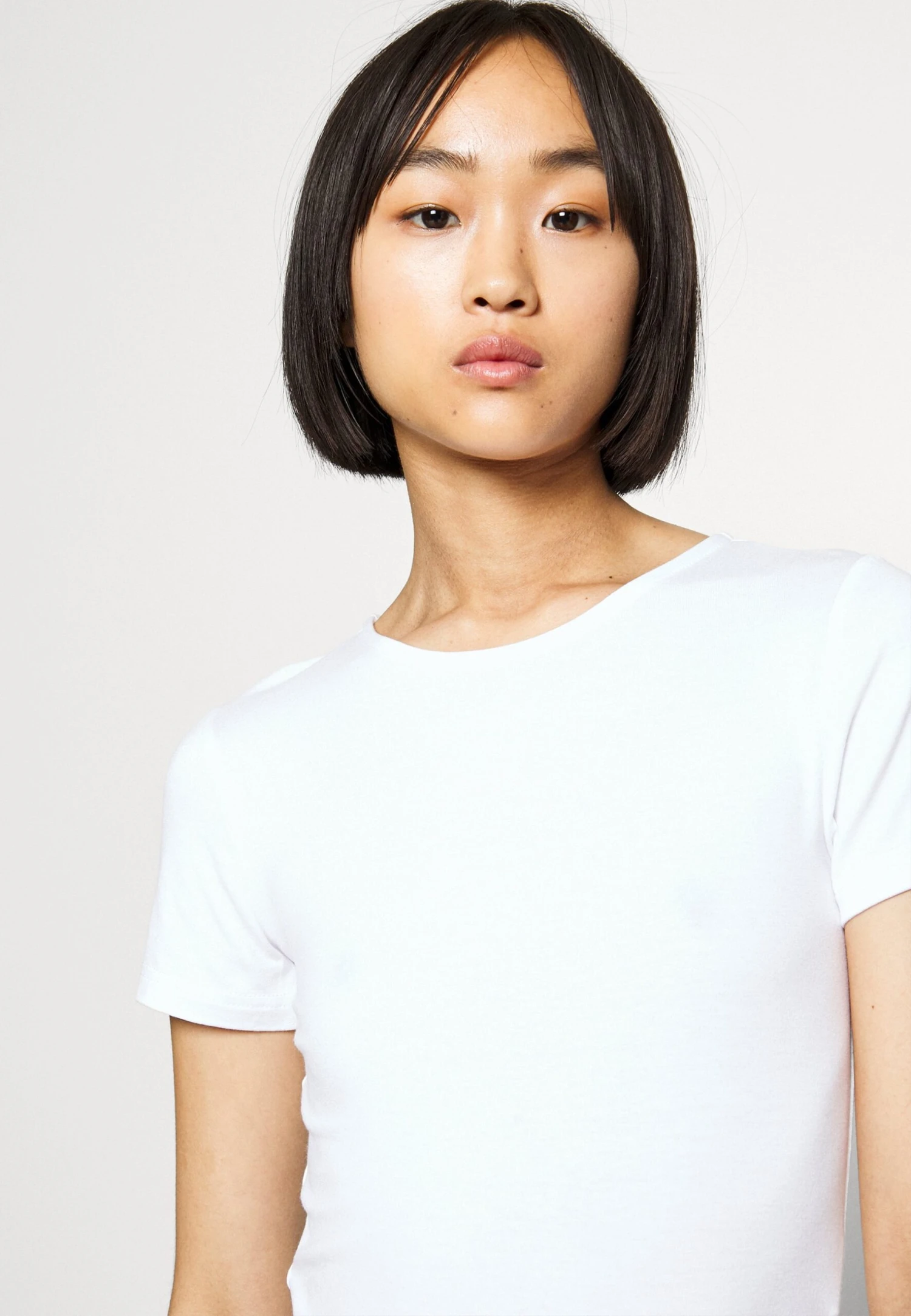 2 Pack - Camiseta Básica - Black/White 6 2 Pack - Camiseta Básica - Black/White - Imagen 6