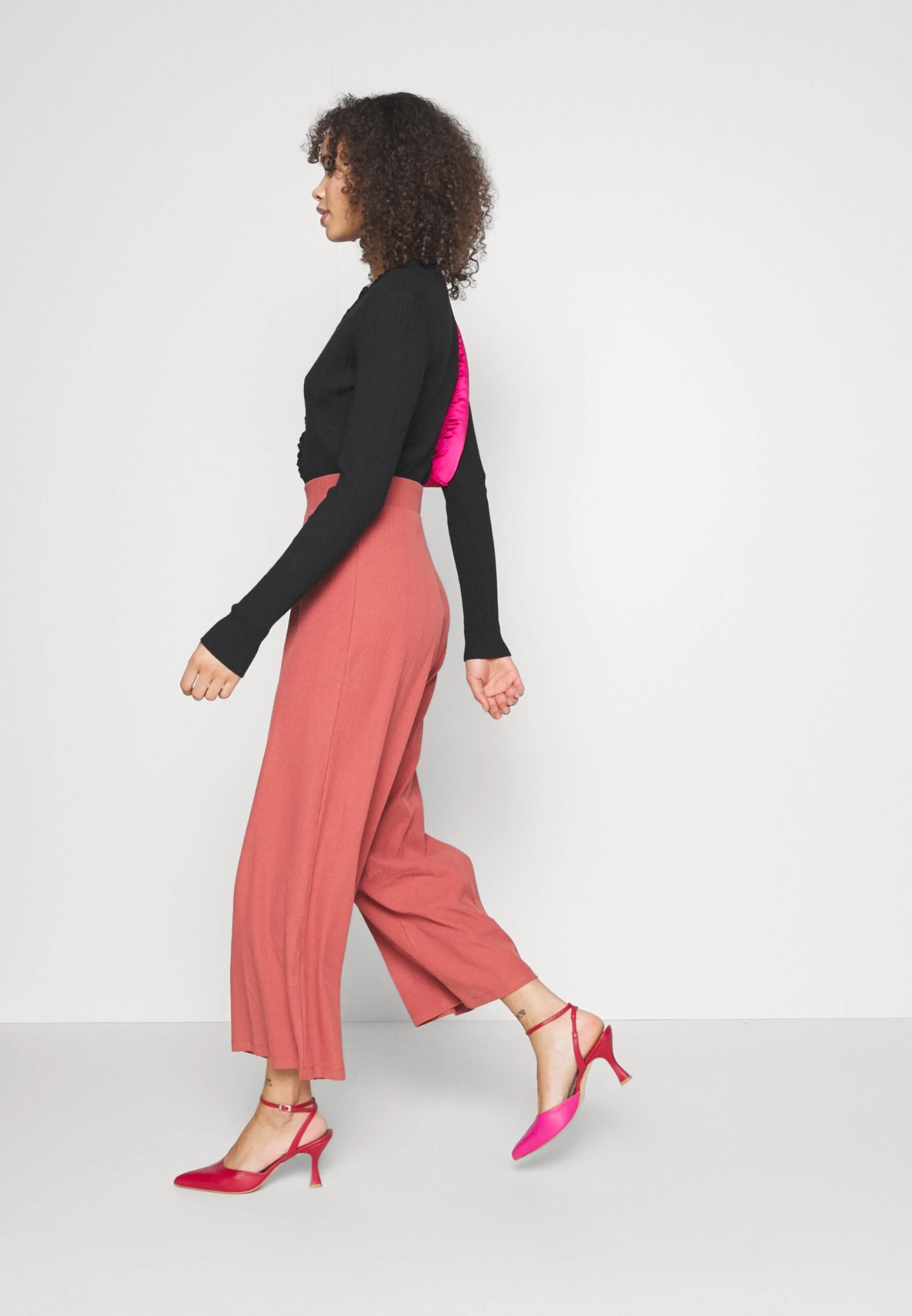 Pantalones -Red 4 Pantalones -Red - Imagen 4