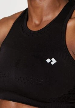 Sujetadores Deportivos Con Sujeción Media - Black -ASOS TIENDA c4a8d81296f047f1881237b0dadbd6ba