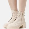 Botines Con Cordones - Beige