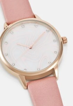 Even&Odd Reloj - Pink -ASOS TIENDA e1d017e3ce6a4becb29021be414f5762