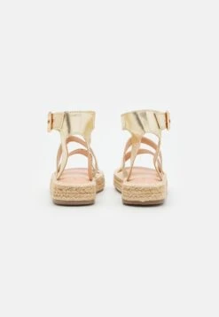Sandalias Con Plataforma - Gold -ASOS TIENDA f5d47f5303f04b9cbacac015a2c393a6