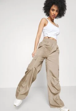Pantalones Cargo -Beige -ASOS TIENDA f6a4ce88665e49d5848c43e735fd08e7