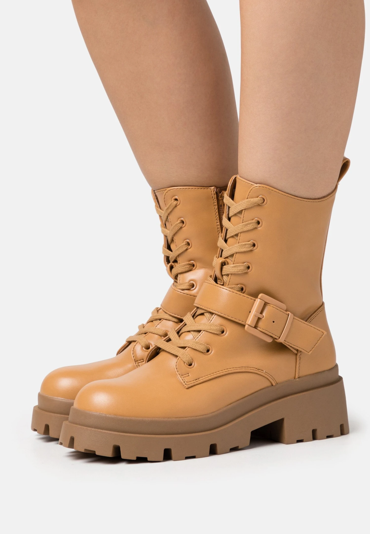 Botines Con Plataforma - Cognac 1 Botines Con Plataforma - Cognac